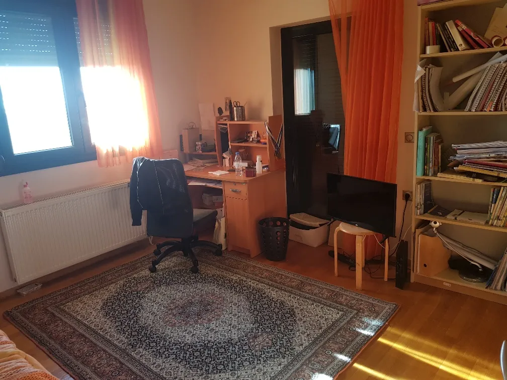 Home office: the original phone photo, before Yokva
